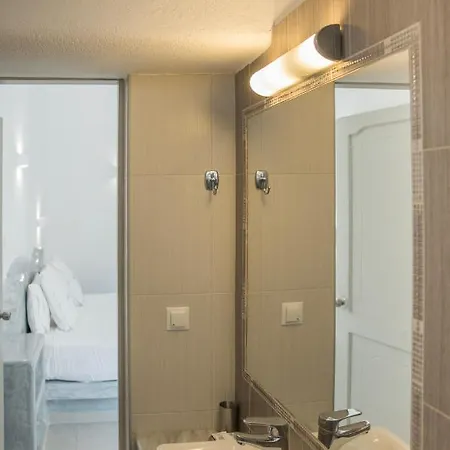 Galinia Aparthotel Akrotírion
