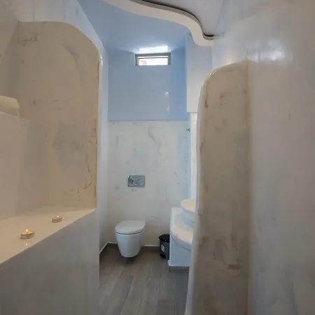 Galinia Aparthotel 3*